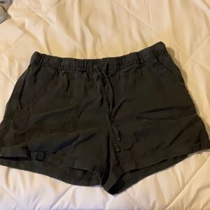 Gap washed look black shorts size M